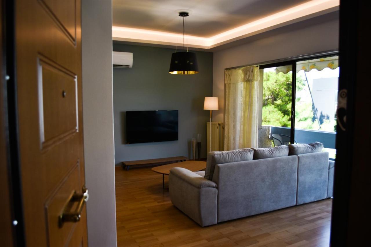 Βright Walled Designed Apt In Glyfada Center Atene Esterno foto