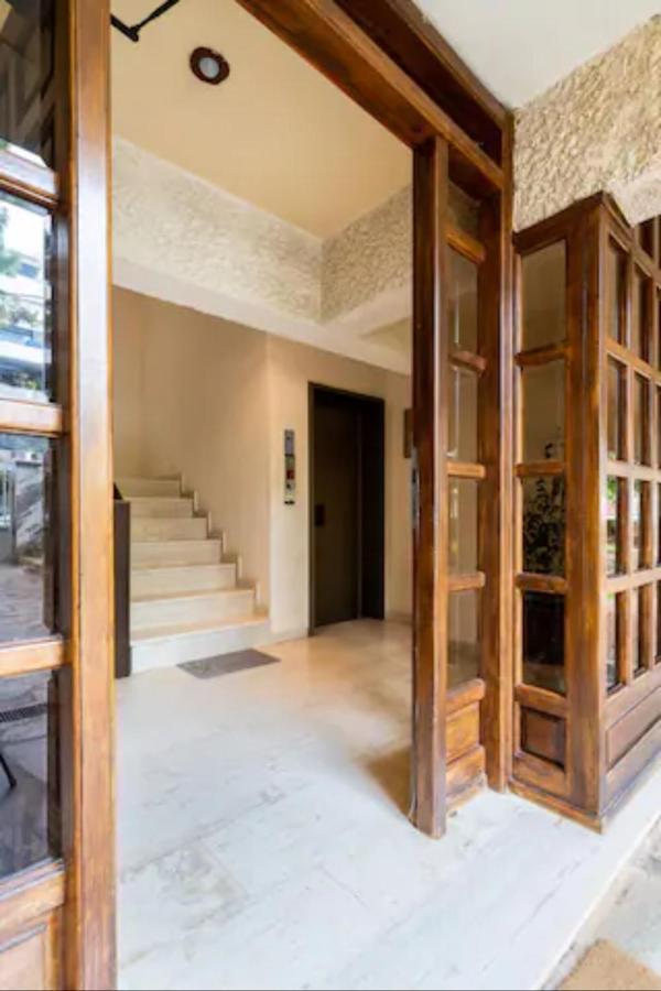 Βright Walled Designed Apt In Glyfada Center Atene Esterno foto